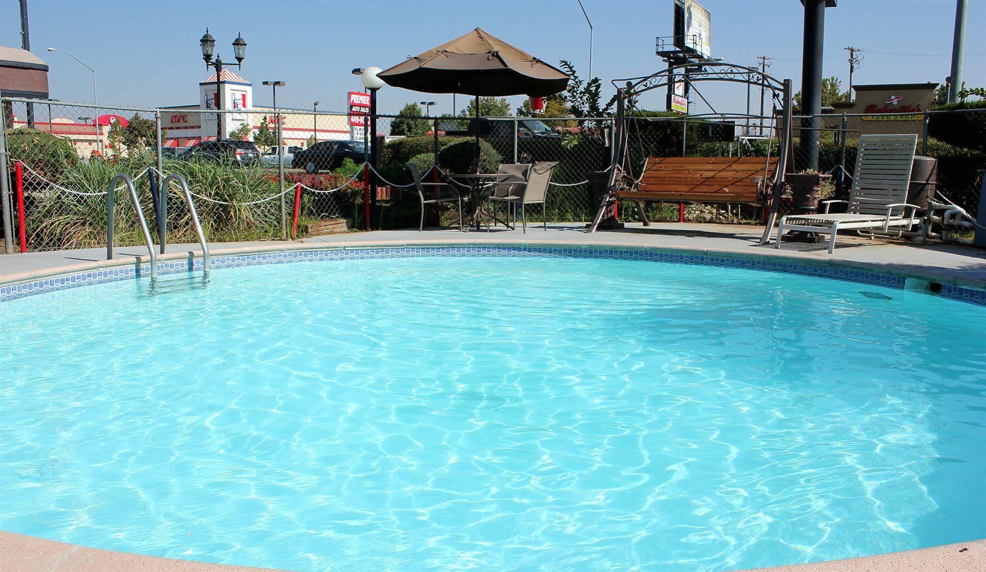 فريسنو Garden View Inn المظهر الخارجي الصورة